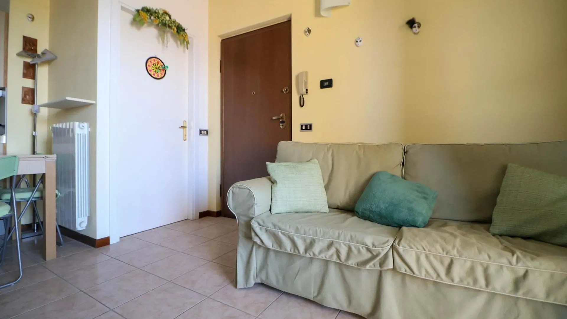 Tranquillity Home Peschiera del Garda Apartment